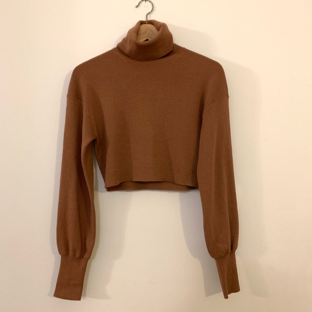(SOLD) - Wilfred Cropped Turtleneck Sweater